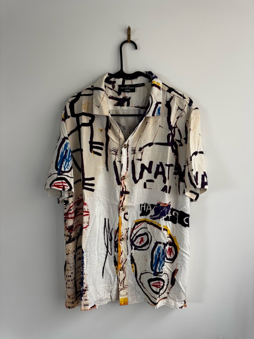 Unknown Brand Men's White Abstract Graphic Short Sleeve Button-Down Shirt